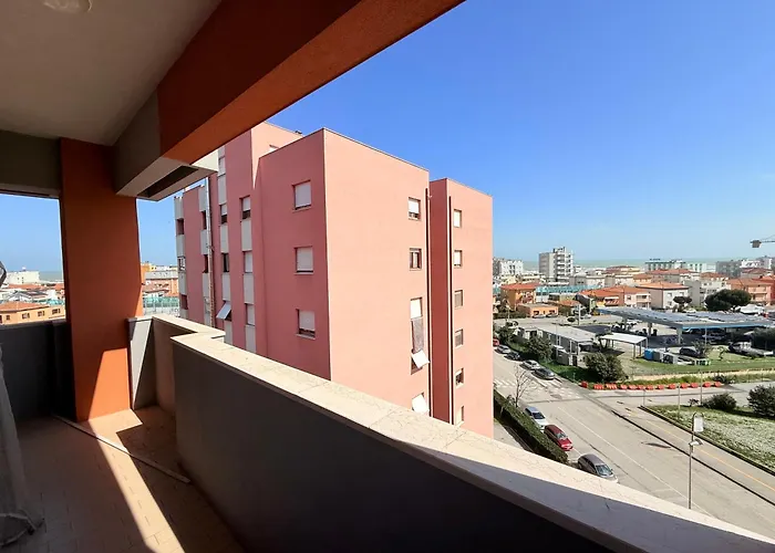 Se221 - Senigallia, Ampio Con Posto Auto